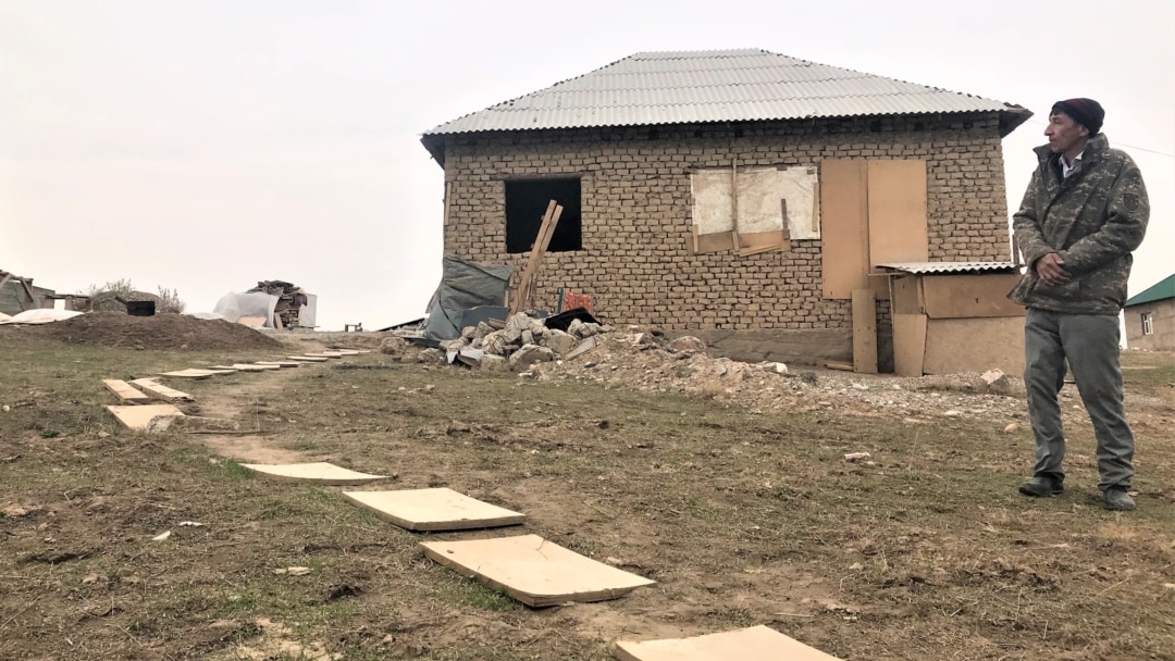 Порно күйеу әйел үй қызметшісі