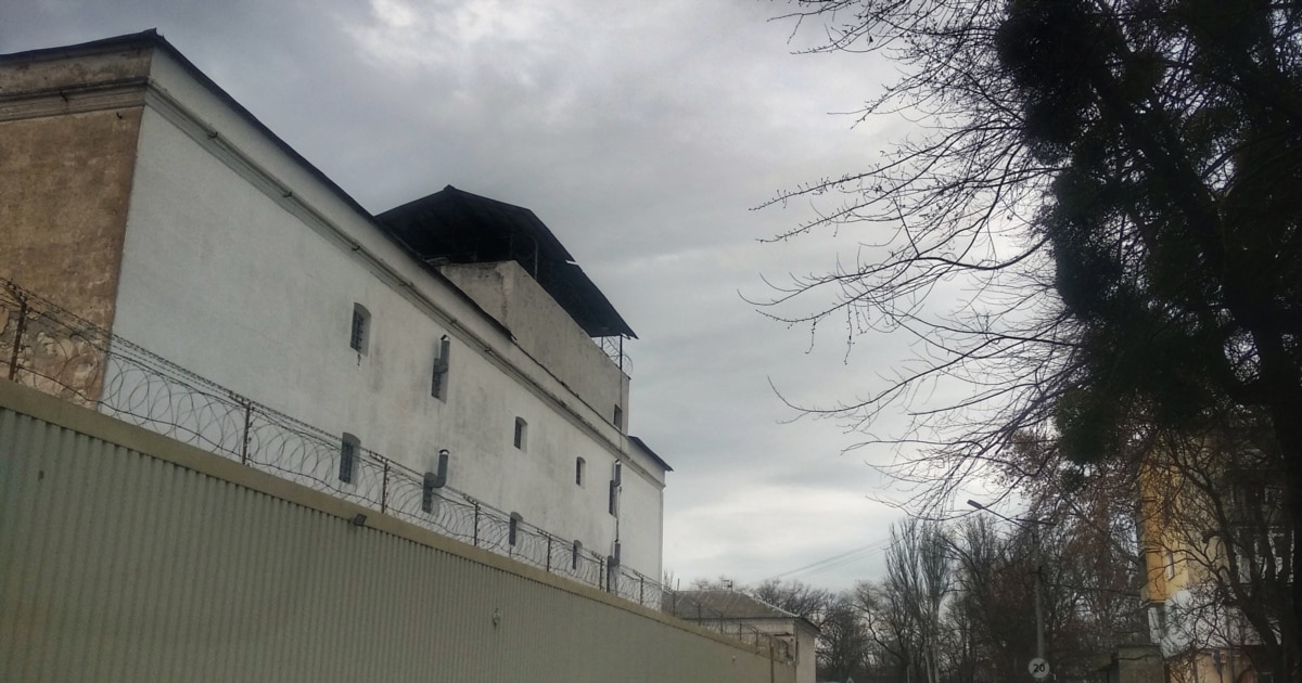 Викрадення директорки школи в Криму: півроку у СІЗО