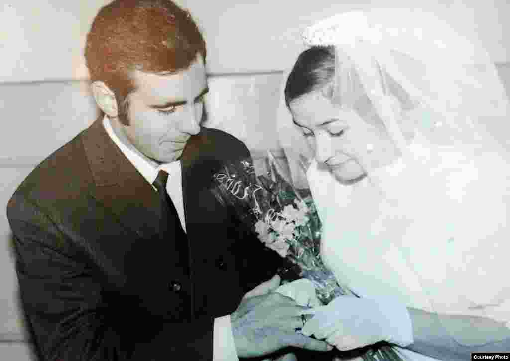 Nunta lui Ghenadi și Tatiana Babaean. Sumgait, Azerbaidjan, 1971