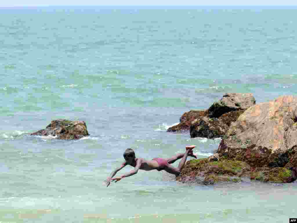 А дзесьці цёпла і мора пяшчотнае... Шры Ланка.