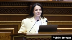 Armenia - Lianna Manukian of the opposition Strong Armenia bloc speaks during a session of the Armenian parliament, Yerevan, August 21, 2026. (Photo by parliament.am)