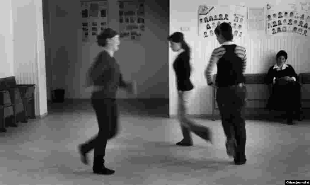 275 ლელი ბლაგონრავოვა: უსათაურო