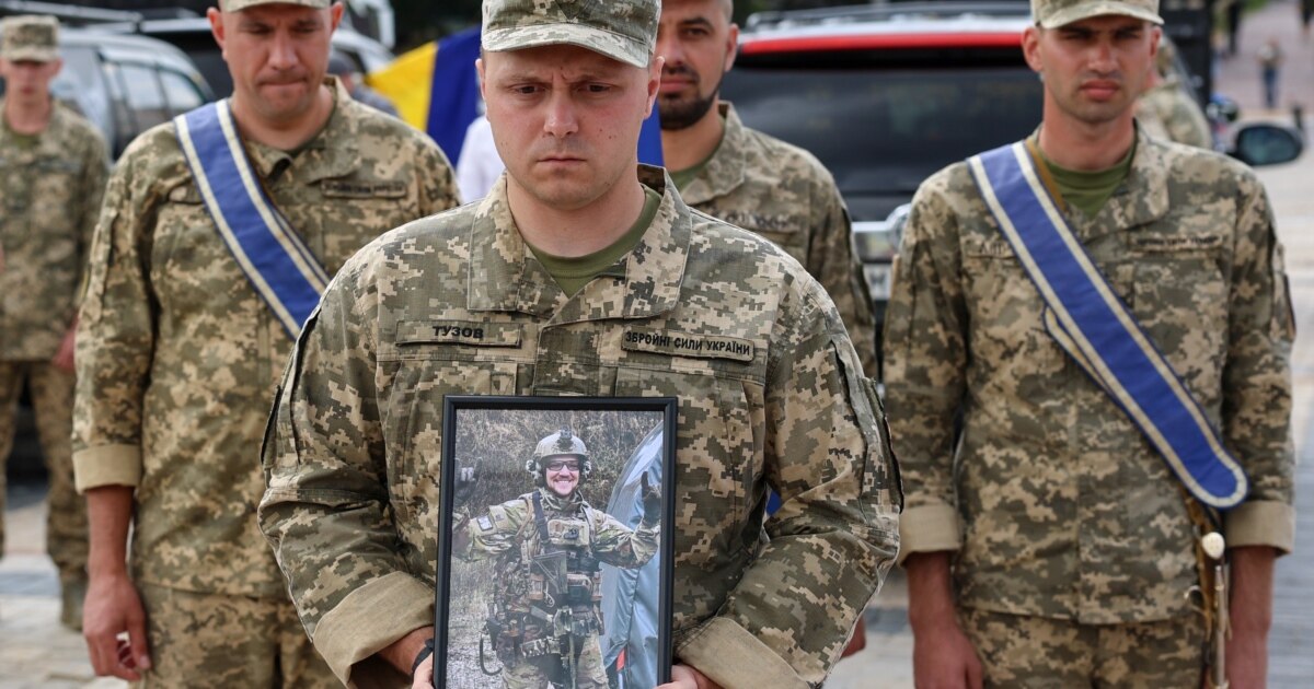 Военный фотокорреспондент Радио Свобода Сергей Нужненко стал лауреатом конкурса «Честь профессии»