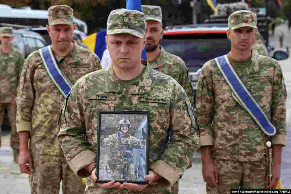 Прощання зі штурмовиком Даниїлом Смирновим на псевдо «Серфер». Київ, 3 вересня 2026 року