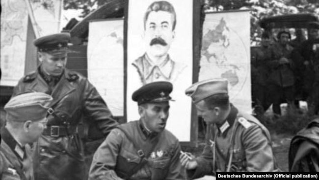 22 сентября 1939 года советские и немецкие военные встретились в Бресте, на территории разгромленной Польши