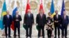 Слева направо: президенты Казахстана, России, Беларуси, Украины, верховный представитель Евросоюза по внешней политике Кэтрин Эштон (третья справа). Минск, 26 августа 2014 года.