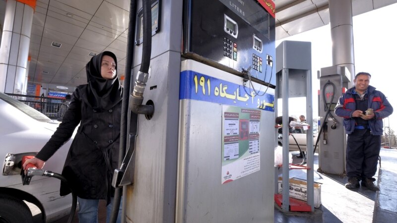 احتمال سهمیه‌بندی و دونرخی شدن بنزین در ایران قوت گرفت