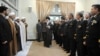 علی خامنه‌ای، در دیدار با فرماندهان نیروی دریایی ارتش ایران. ۹ آذر ۱۳۹۳.
