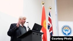 Стенли Джонсон на «Кыргызстан Туризм Роудшоу». 25 февраля 2020 года. Фото предоставлено Посольством КР в Британии. 