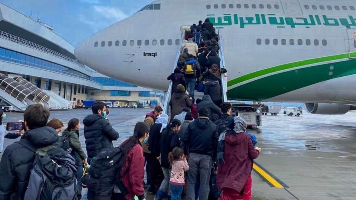 Літак з мігрантами із Мінська приземлився у Багдаді