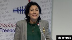 სალომე ზურაბიშვილი ქალთა ორგანიზაციის წარმომადგენლებთან