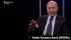 Traian Băsescu în studioul Europei Libere de la Chișinău