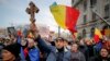 Во Романија сѐ погласни барањата за излез од ЕУ