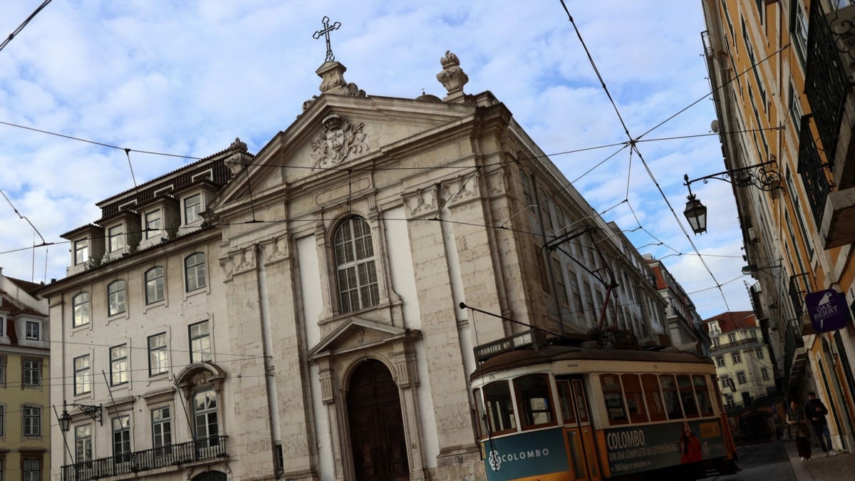 У Португалії за 70 років тисячі дітей постраждали від педофілів у церкві