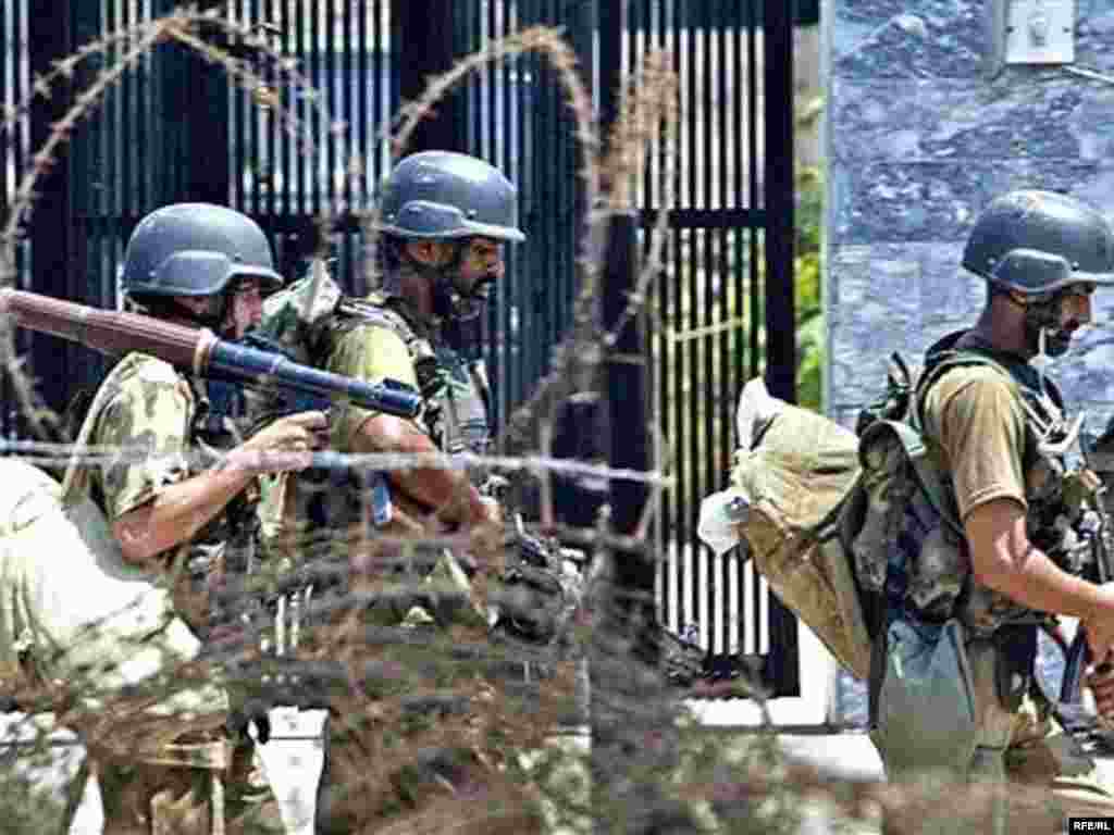 Масҷиди Сурх пас аз ду сол #18