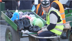 Як дӯкони гӯштфурӯшӣ дар Душанбе