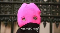 Pussy Riot i Srbija: Nasilna video igra za podršku Rusiji