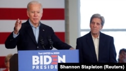 Novoizabrani predsjednik SAD Joe Biden i bivši državni sekretar John Kerry