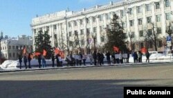 "Русия коммунистлары" Агропромпарк базары җитәкчелегенә протест белдерә. 16 февраль 2014