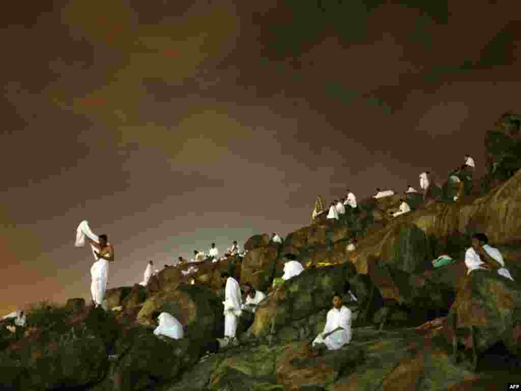 Pilgrims gather at Mount Arafat, southeast of the Saudi city of Mecca, on November 26 as some 2.5 million Muslims took part in the annual hajj.