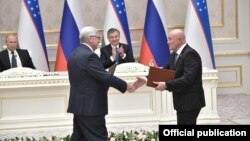 МГИМОнинг Тошкентдаги филиалини очишга оид келишувлар ўтган йил октябрида Россия президенти Владимир Путиннинг Ўзбекистонга ташрифи чоғида имзоланган эди.