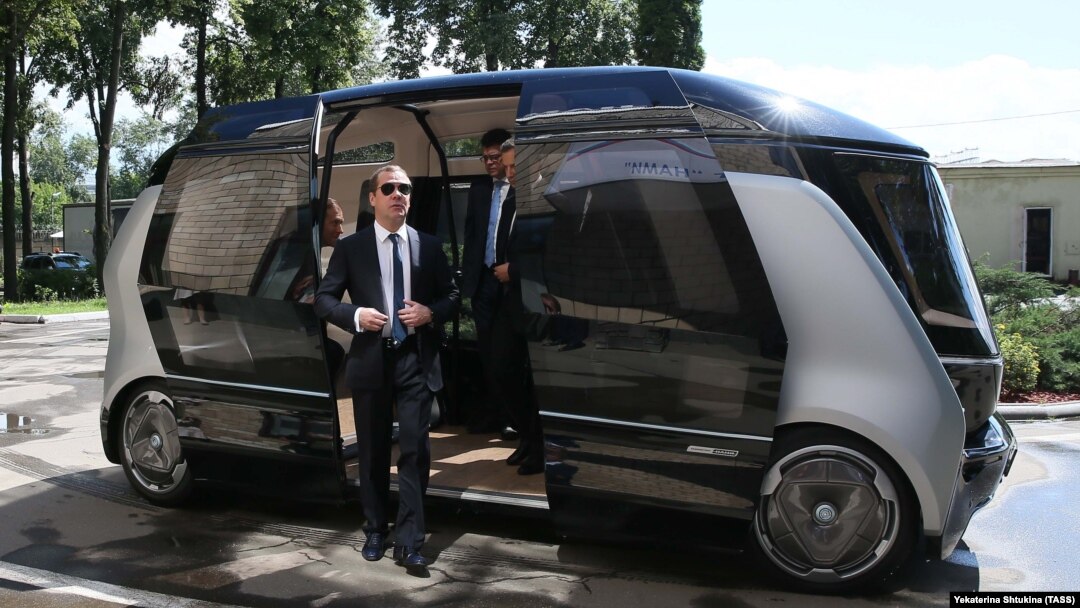 Дмитрий Медведев