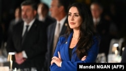 Анна Паулина Луна