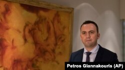 Македонський віце-прем’єр Буяр Османі на брифінгу в Афінах, січень 2018 року