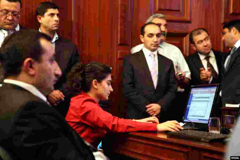 Seçki günü gecəyarısı MSK #15