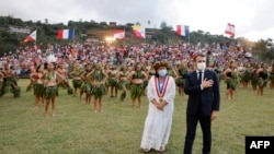 Церемония по поводу визита Эммануэля Макрона на Маркизские острова