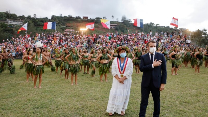 Президент Франции Макрон получил новое имя на Маркизских островах
