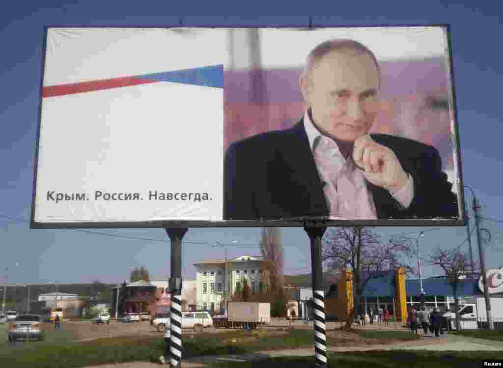 РУСИЈА - Рускиот претседател Владимир Путин на разговорите во Сочи со американскиот државен секретар Мајк Помпео изјави дека сака повторно да воспостави целосни односи со САД и покрај многубројните точки на несоглсаување меѓу двете земји.