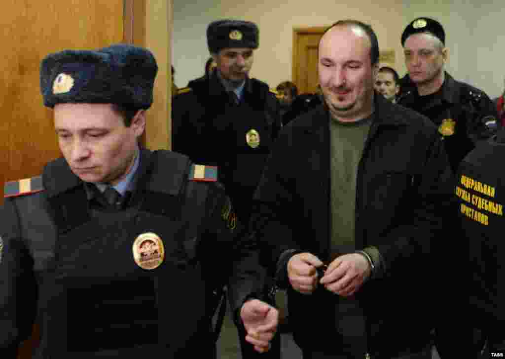 Фигурант &quot;Болотного дела&quot; Дмитрий Рукавишников обвиняется по статье &quot;участие в массовых беспорядках&quot;, находится в СИЗО