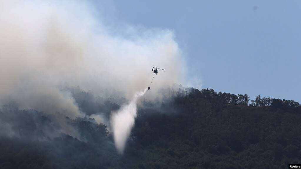آتش‌سوزی‌های جنگلی گسترده در اسپانیا در پی دومین موج گرمای سال جاری در این کشور