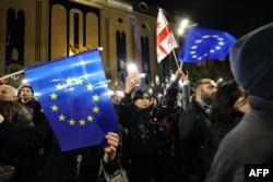 Statele europene nu s-au pronunțat încă definitiv asupra alegerilor din Georgia - colaborarea rămâne în cumpănă și va depinde de ce se va întâmpla cu ancheta fraudei electorale.