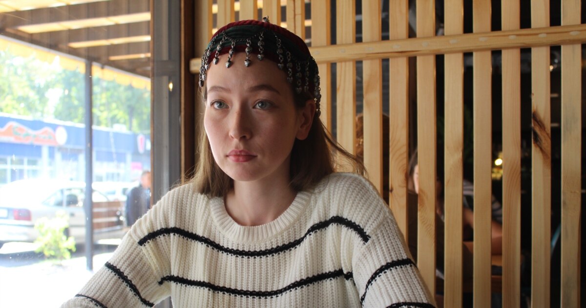 Қыздардың үйдегі секс видеосы Жалаңаш мас орыс әйелдері