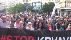 У Сербії пройшов багатотисячний марш за відставку влади країни – відео