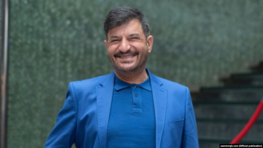 آقای شهریاری پیشتر گفته بود که جمهوری اسلامی شیوع کرونا را با هدف تحت تاثیر قرار نگرفتن راهپیمایی ۲۲ بهمن پنهان میکند