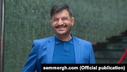 آقای شهریاری پیشتر گفته بود که جمهوری اسلامی شیوع کرونا را با هدف تحت تاثیر قرار نگرفتن راهپیمایی ۲۲ بهمن پنهان میکند
