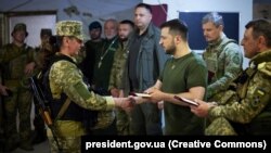 Ukrainian President Volodymyr Zelenskiy visited with military personnel and handed out medals of bravery in Mykolaiv on June 18.