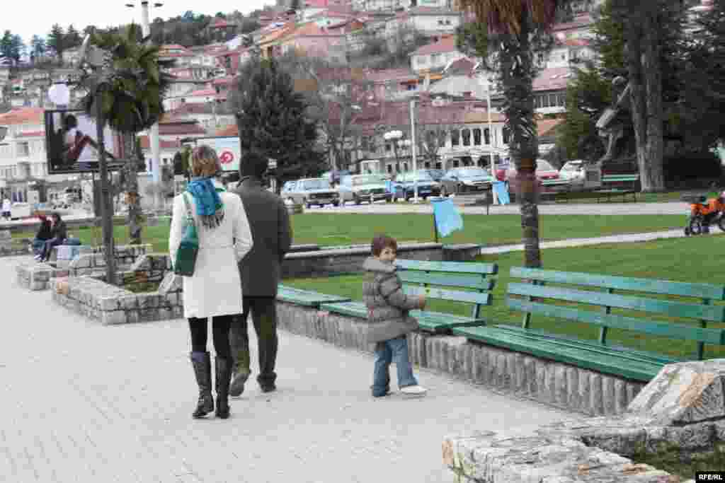 Охрид пред Велигден - Прошетка по охридскиот кеј