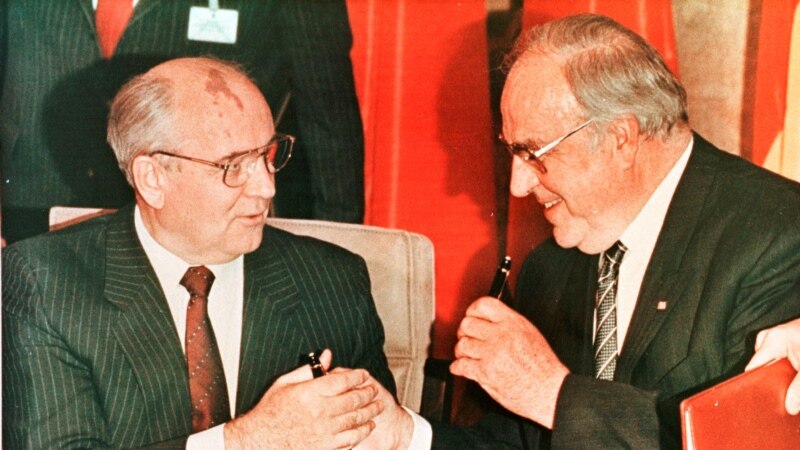 Горбачёв: падение Берлинской стены стало «шагом на пути к свободе»