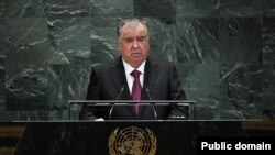 Президент Таджикистана Эмомали Рахмон на сессии Генеральной Ассамблеи ООН в Нью-Йорке. Фото с сайта президента Таджикистана