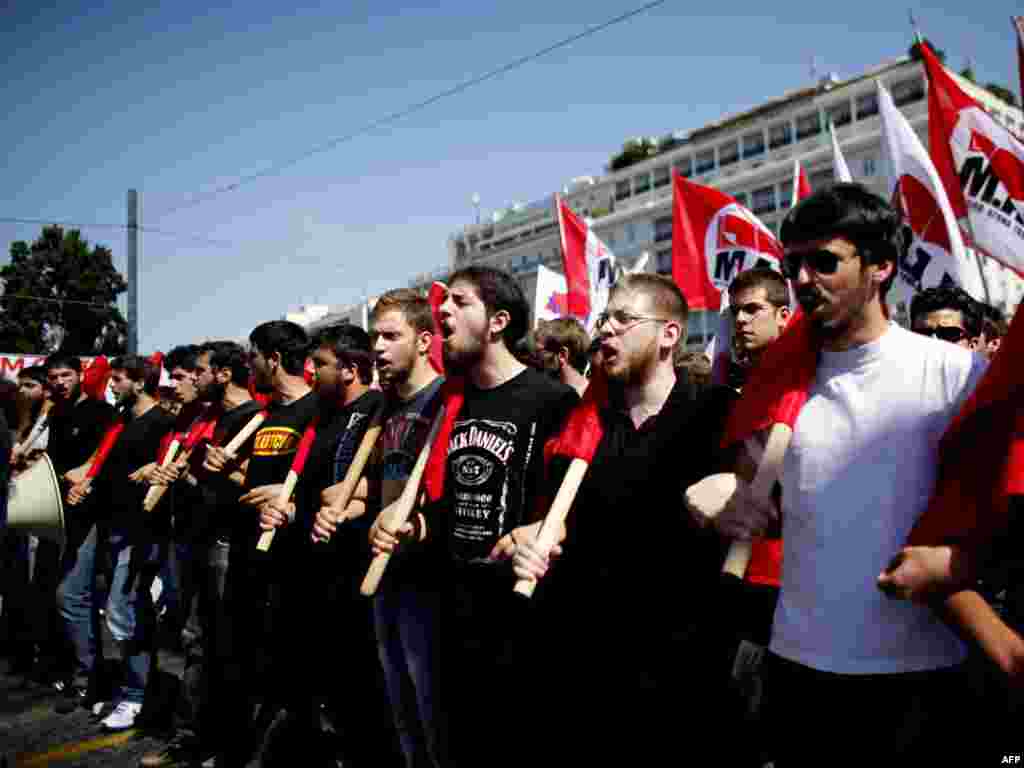 Atena, 28.06.2011. Foto: AFP / Angelos Tzortzinis 