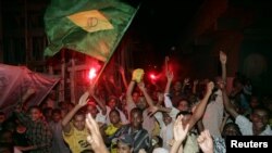 Navijači u Pakistanu slave pobedu fudbalske reprezentacije Brazila