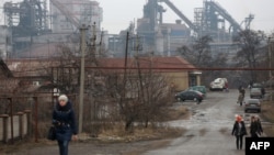 Иллюстративное фото. Металлургический завод в оккупированном Енакиево, 1 марта 2017 года