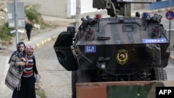 ارتش ترکیه و شبه‌نظامیان گروه پ‌کاکا در ماه‌های اخیر به طور مداوم در استان‌های جنوبی ترکیه با یکدیگر درگیر بوده‌اند 