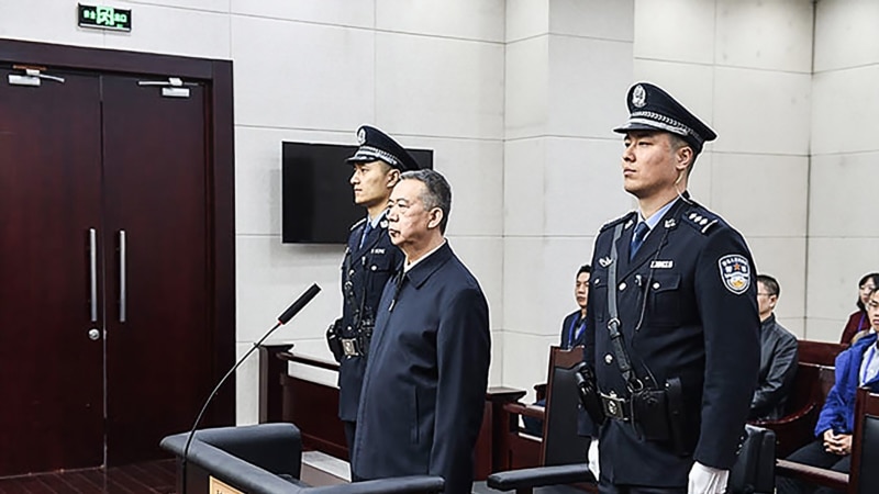 Поранешниот шеф на ИНТЕРПОЛ осуден во Кина на казна затвор
