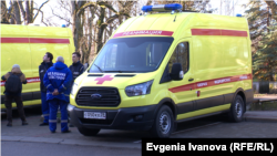 Ironically, many staff are leaving the ambulance corps in Kaliningrad to take higher-paying jobs with better working conditions in Kaliningrad’s COVID hospitals.