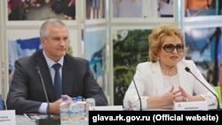 Сергій Аксьонов і Валентина Матвієнко